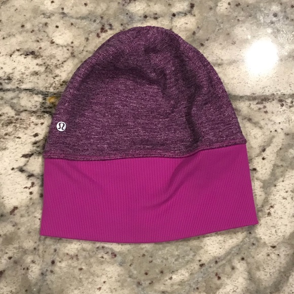 lululemon run it out toque